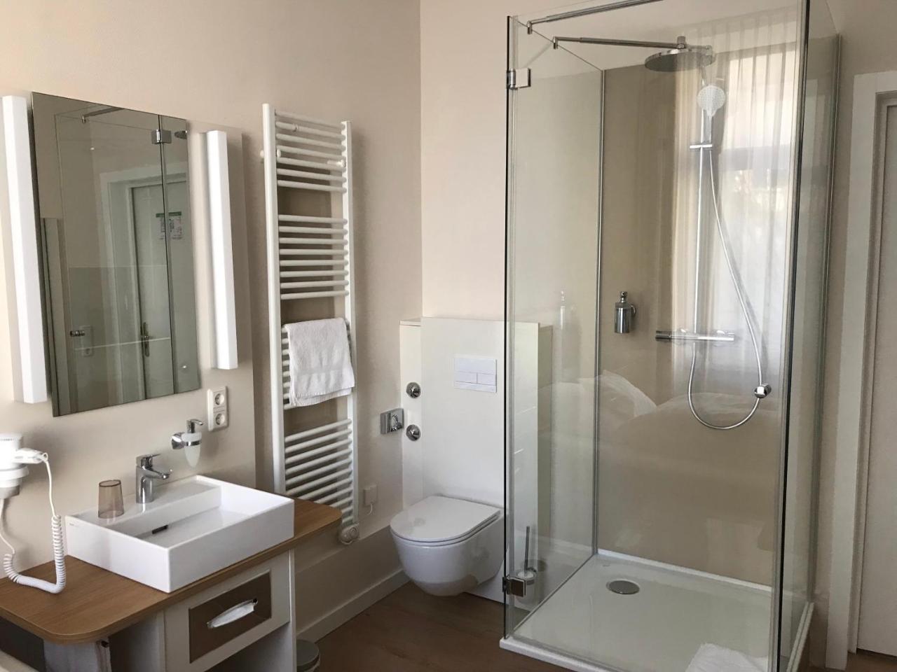 Stuettgens Hotel Velbert Kültér fotó